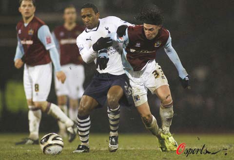 穆索：国米是夺冠热门之一，这场胜利极大地提振了球队的士气（穆索：国米属于争冠热门，这场胜利显著提升了全队士气）