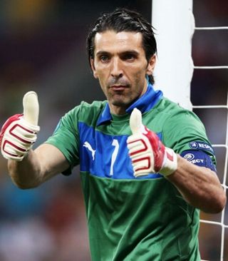 米体：维卡里奥已经决定重返意甲，但去国米可能有点困难（米体：维卡里奥铁心回归意甲，加盟国米面临不小阻碍）