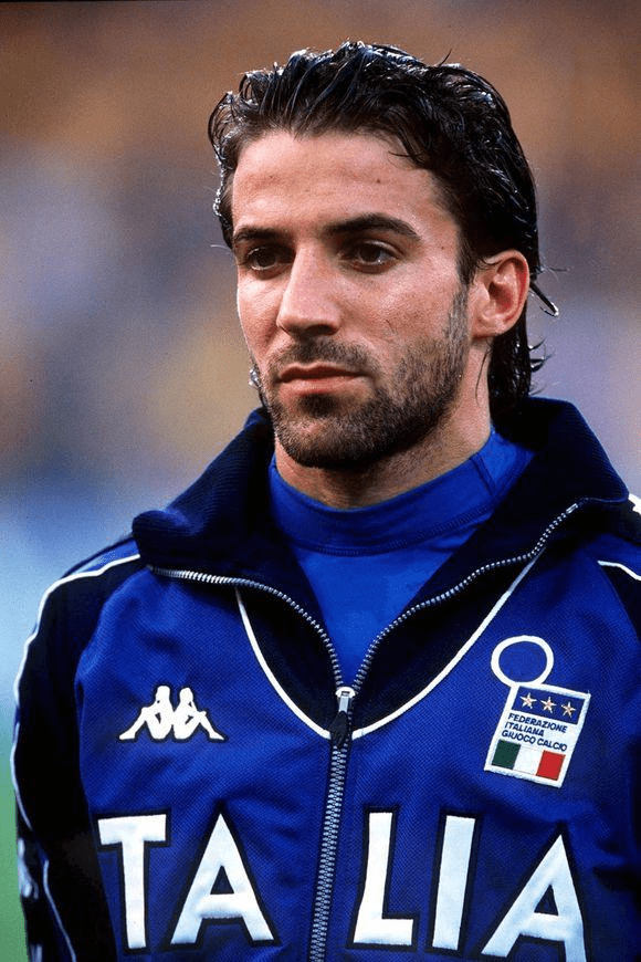 懂球帝12周年120大瞬间1／4决赛：德拜梅磊包揽，谁将杀出半区？（懂球帝12周年120大瞬间八强战：德拜梅磊包场，谁能突围半区？）