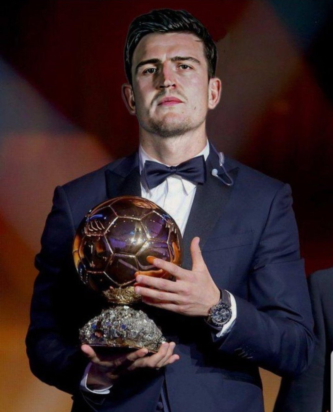 记者：谢什科表达了加盟曼联的愿望，但需更多时间做最终决定